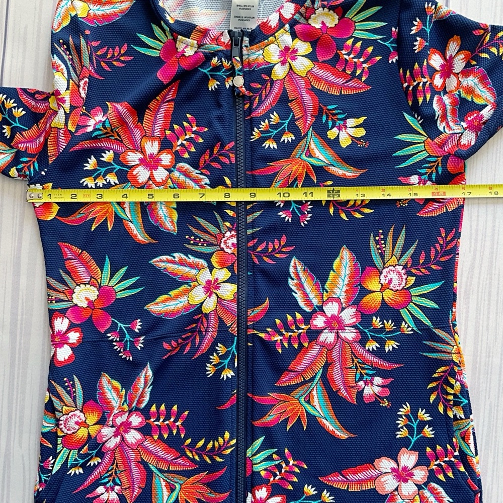 Tommy Bahama Tropical Print Zip-Front Long-Sleeve Jacket - Picture 7 of 15